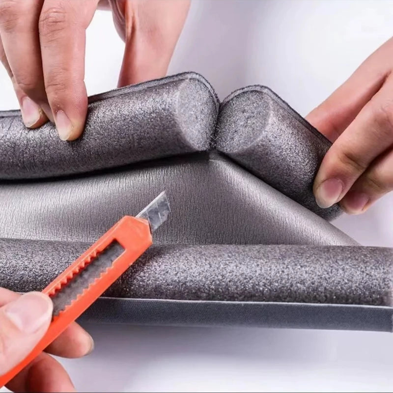 Burlete flexible para debajo de la puerta