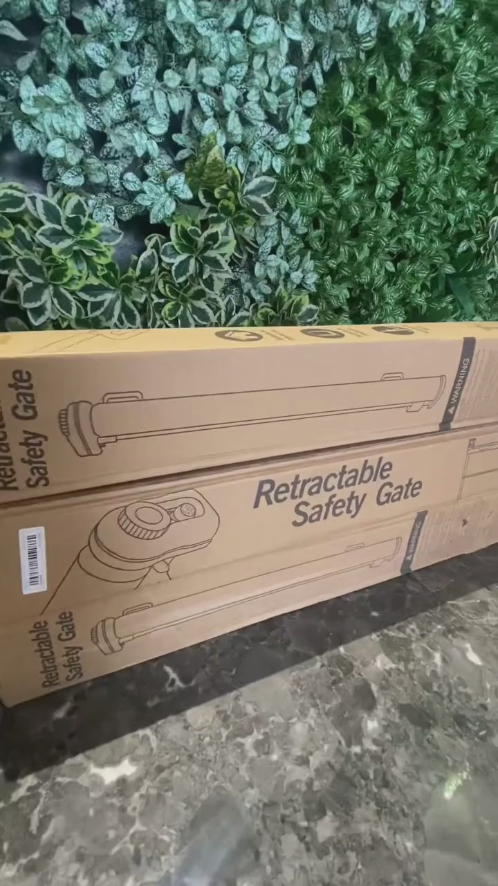 Adjustable Anti-Escape Baby Safety Gate for Doorways & Stairs